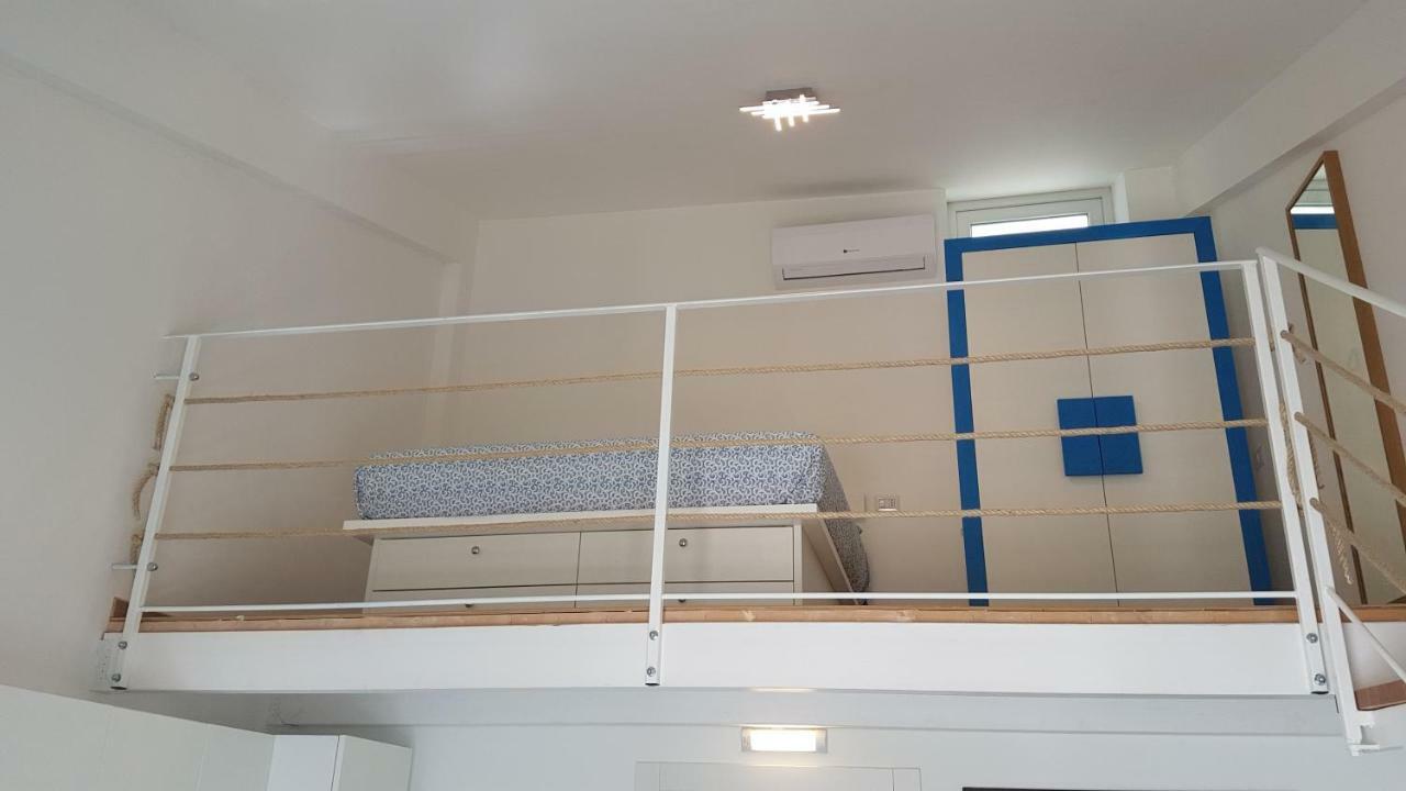 Aquamarine Apartment Nel Cuore Di San Vito ซานวิโต โลคาโป ภายนอก รูปภาพ